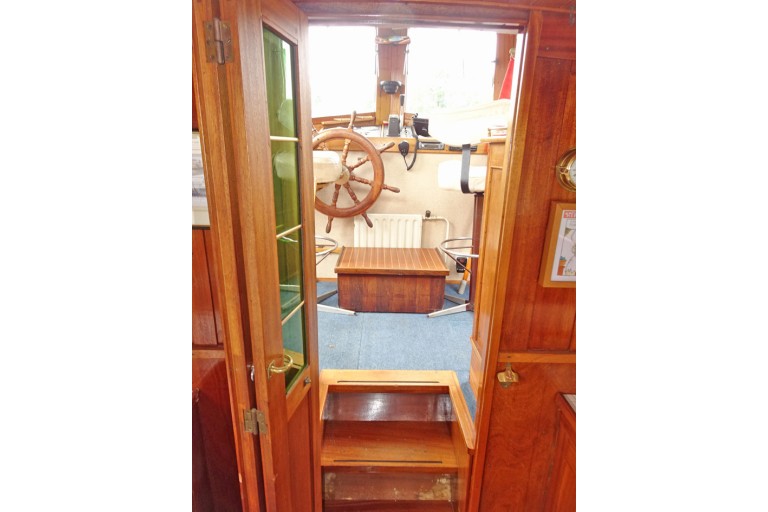 Classic Motor Yacht 13.80, ex Barkasse