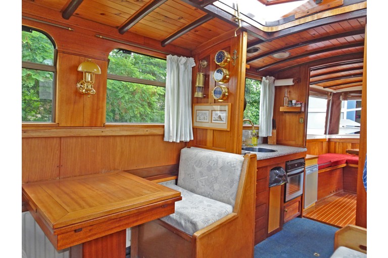 Classic Motor Yacht 13.80, ex Barkasse