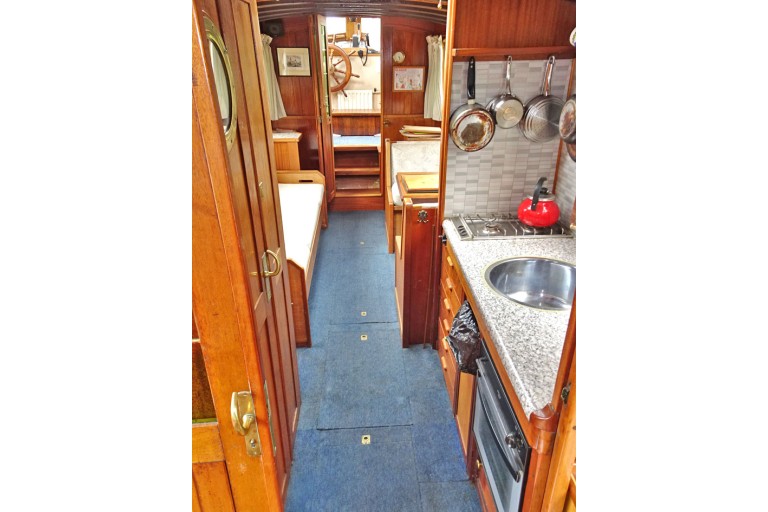 Classic Motor Yacht 13.80, ex Barkasse