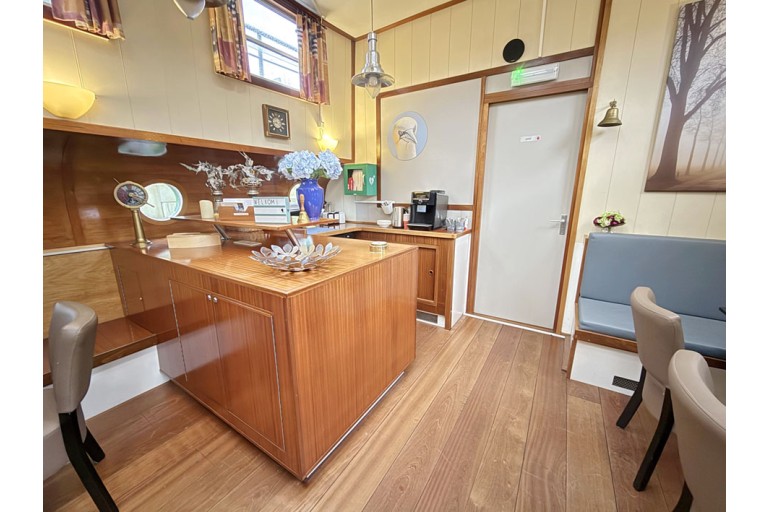 Rhine Hotel / Passenger ship, 19 pax