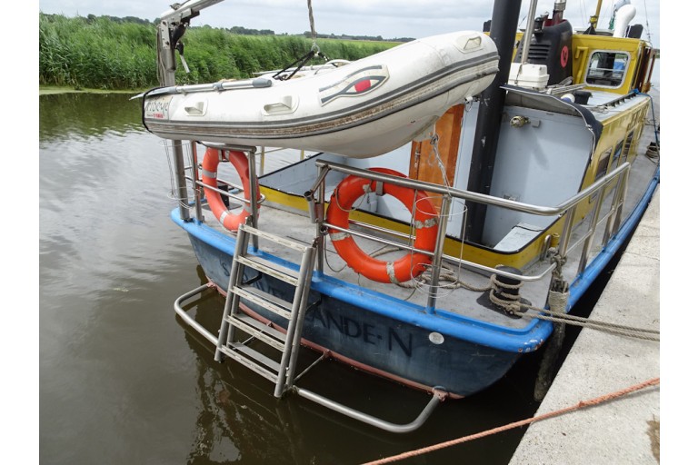 Dutch Barge Ex Patrolvessel 14.78