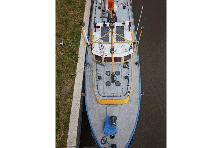 Dutch Barge Ex Patrolvessel 14.78