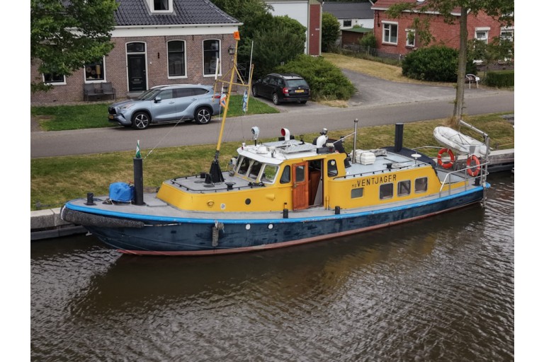 Dutch Barge Ex Patrolvessel 14.78