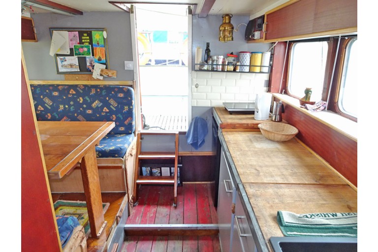 Dutch Barge Ex Patrolvessel 14.78