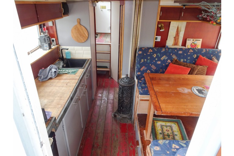 Dutch Barge Ex Patrolvessel 14.78