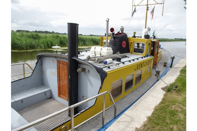Dutch Barge Ex Patrolvessel 14.78