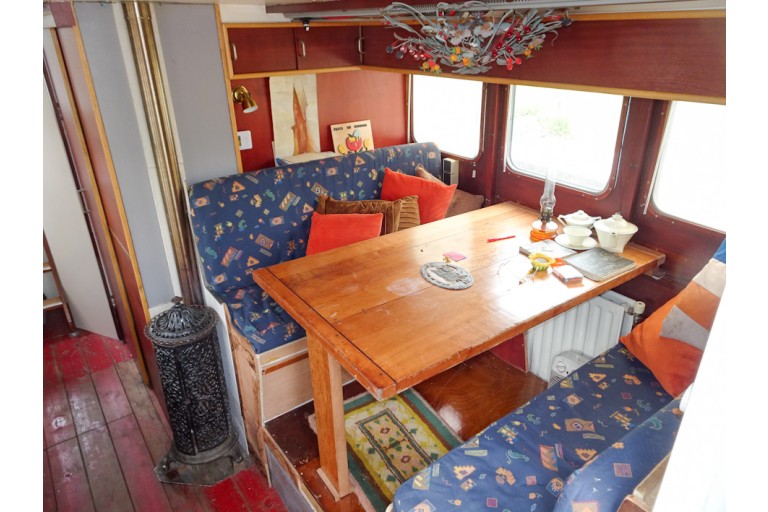 Dutch Barge Ex Patrolvessel 14.78