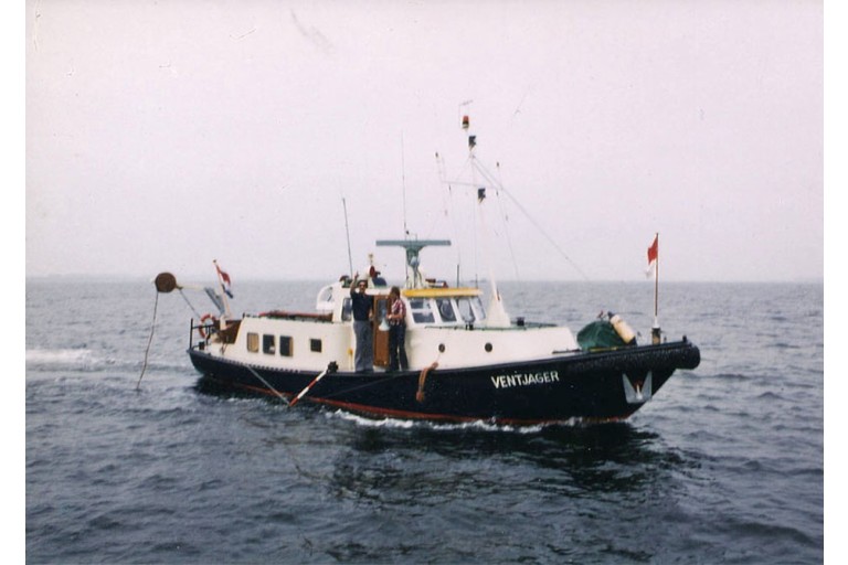Dutch Barge Ex Patrolvessel 14.78