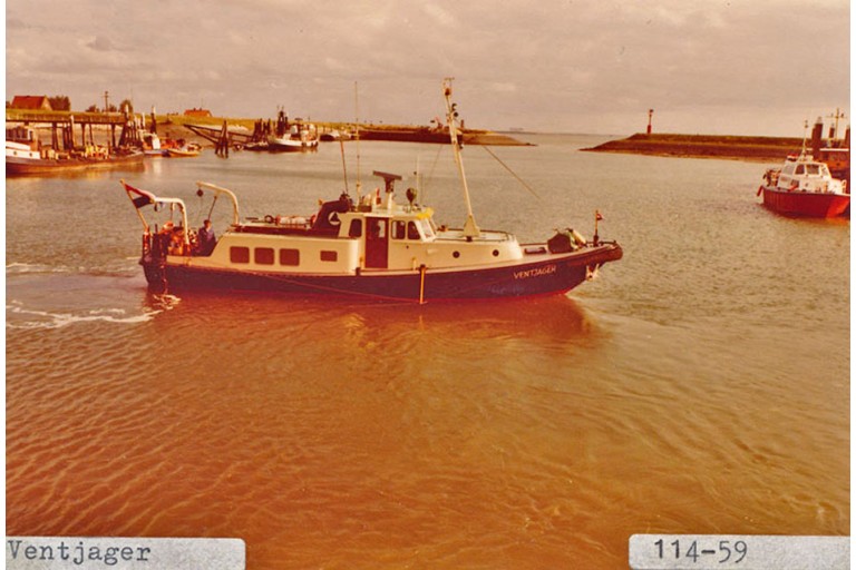 Dutch Barge Ex Patrolvessel 14.78