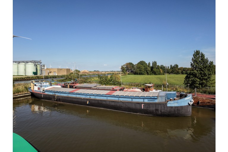 Dutch Barge Liveaboard 38.89, ES-TRIN certified