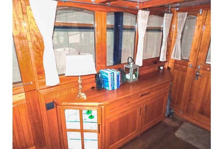 Peniche Hollandaise / Luxe Motor 19.75 Cruise
