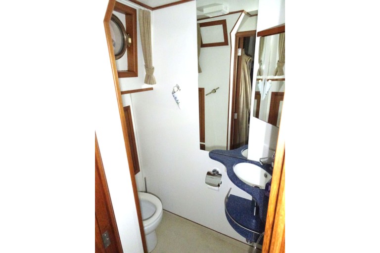 Peniche Hollandaise / Luxe Motor 19.75 Cruise