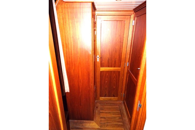 Peniche Hollandaise / Luxe Motor 19.75 Cruise