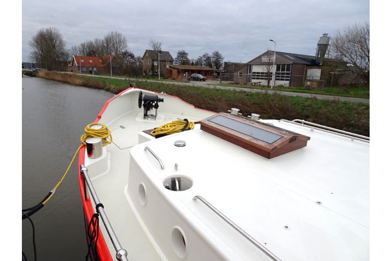 Peniche Hollandaise / Luxe Motor 19.75 Cruise