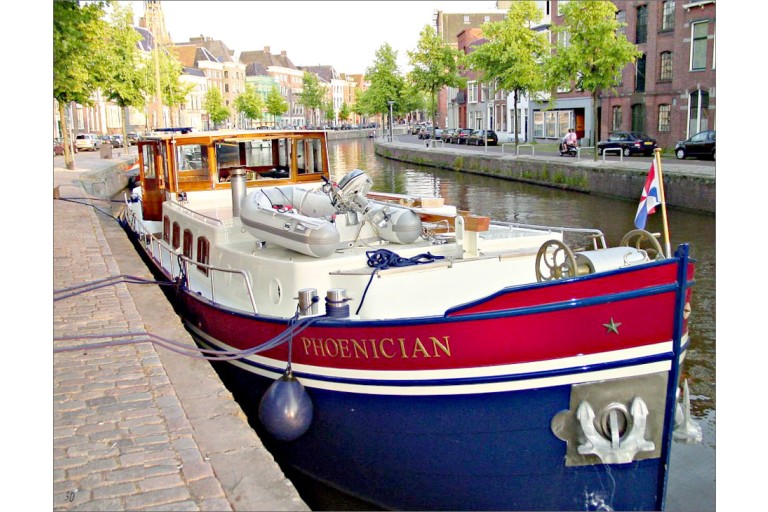 Peniche Hollandaise / Luxe Motor 19.75 Cruise