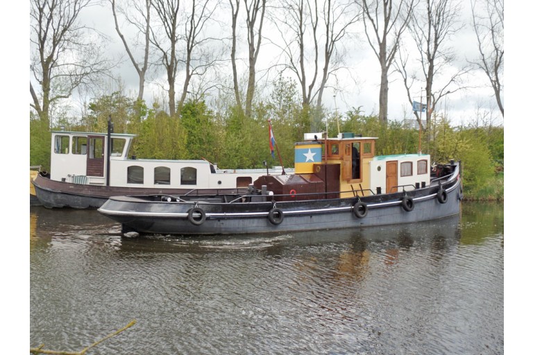 Tugboat Marlene with TRIWV