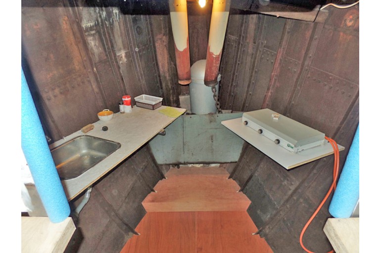 Tugboat Marlene with TRIWV