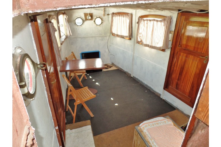 Tugboat Marlene with TRIWV