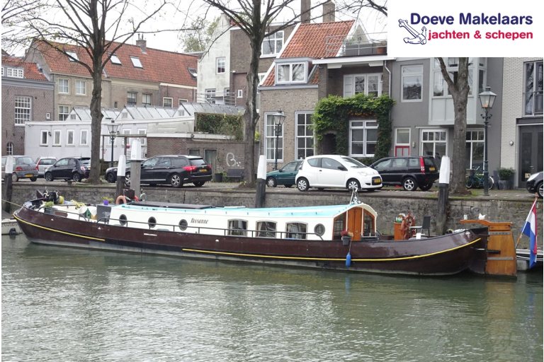 Dutch Barge / Motortjalk 18.55