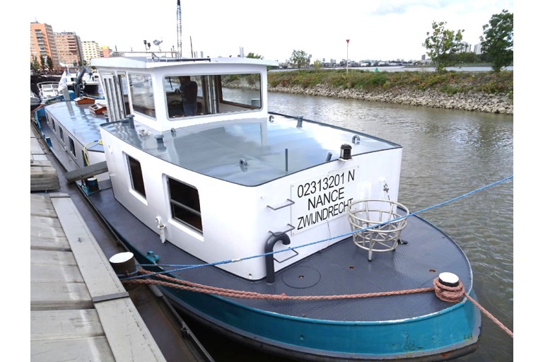 Dutch Barge 28.65 with TRIWV Rhine