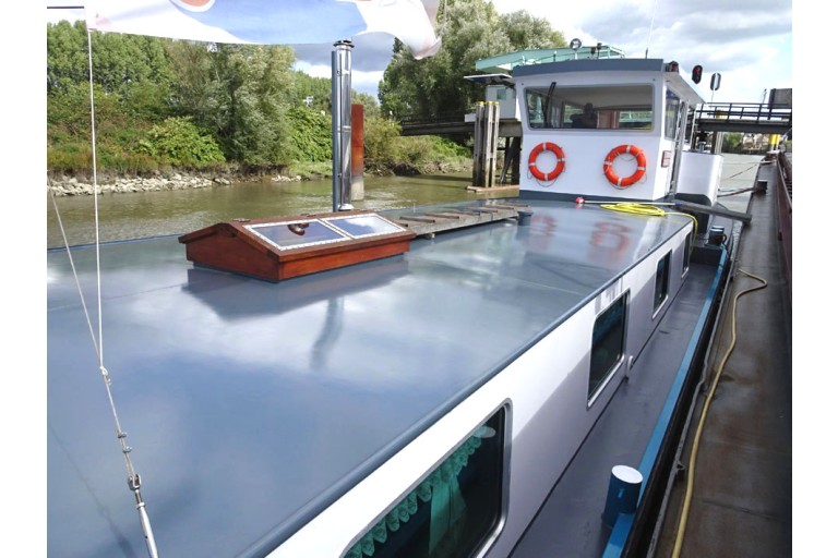 Dutch Barge 28.65 with TRIWV Rhine